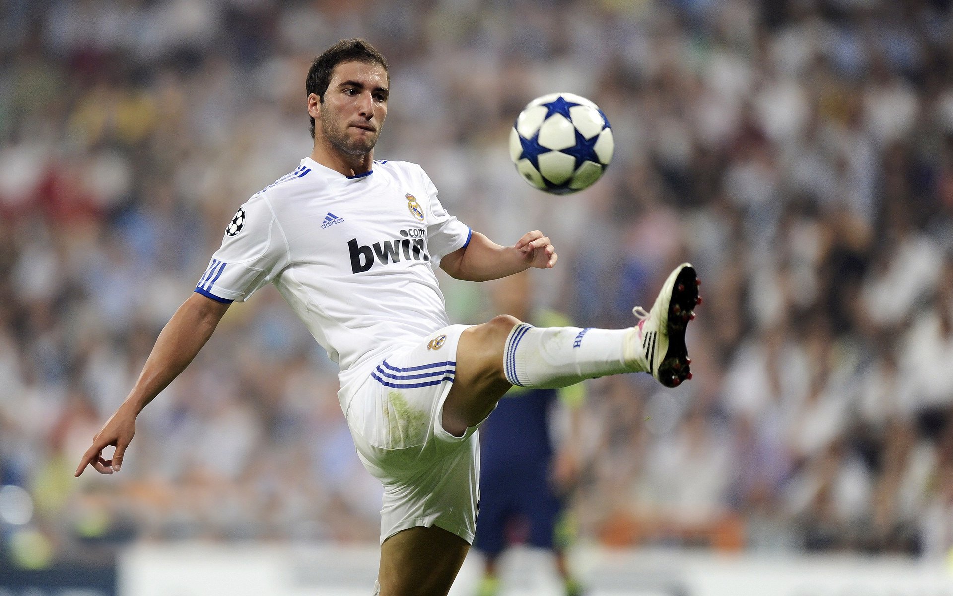 国足在世界杯预选赛中的球员表现，国足2021世界杯预选赛规则